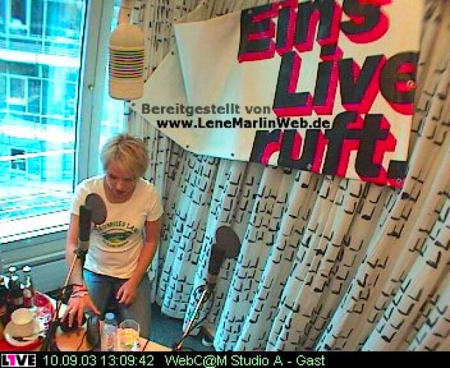 einslive_05.jpg